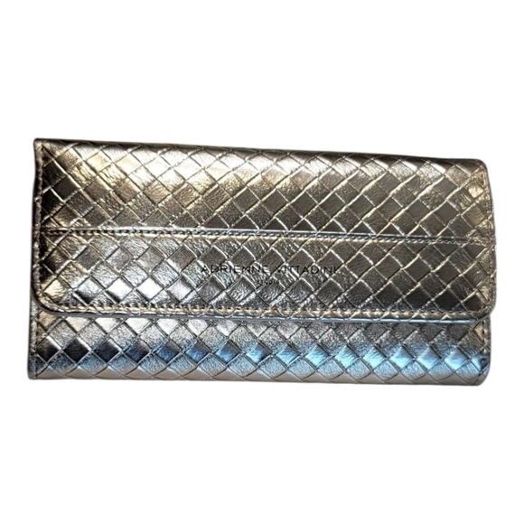 ADRIENNE VITTADINI GOLD WEAVED WALET NEW - Picture 10 of 15